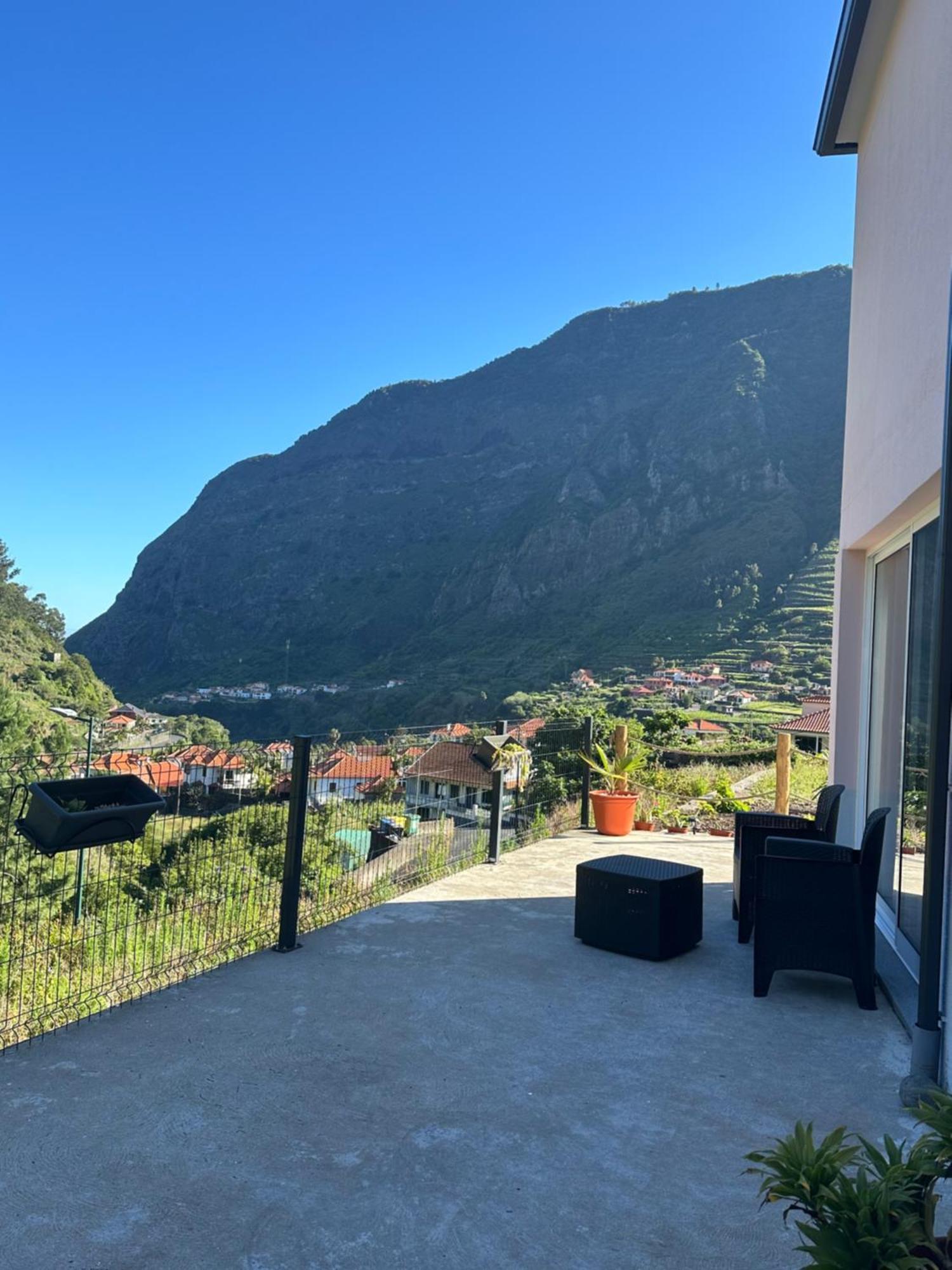 The Green Valley House São Vicente エクステリア 写真