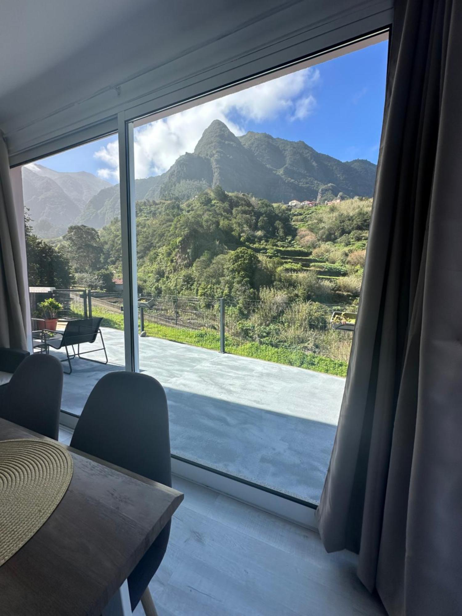 The Green Valley House São Vicente エクステリア 写真
