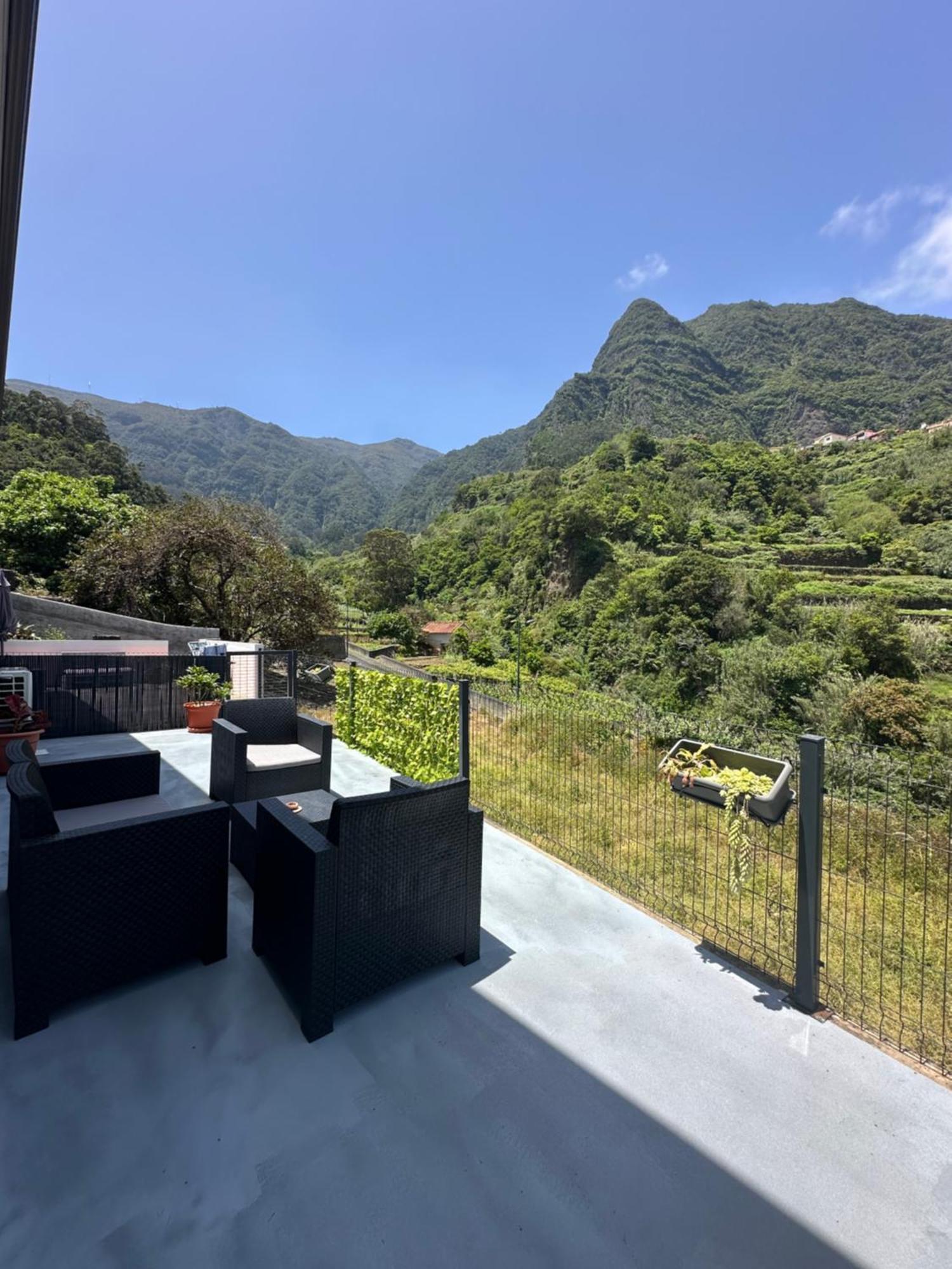The Green Valley House São Vicente エクステリア 写真